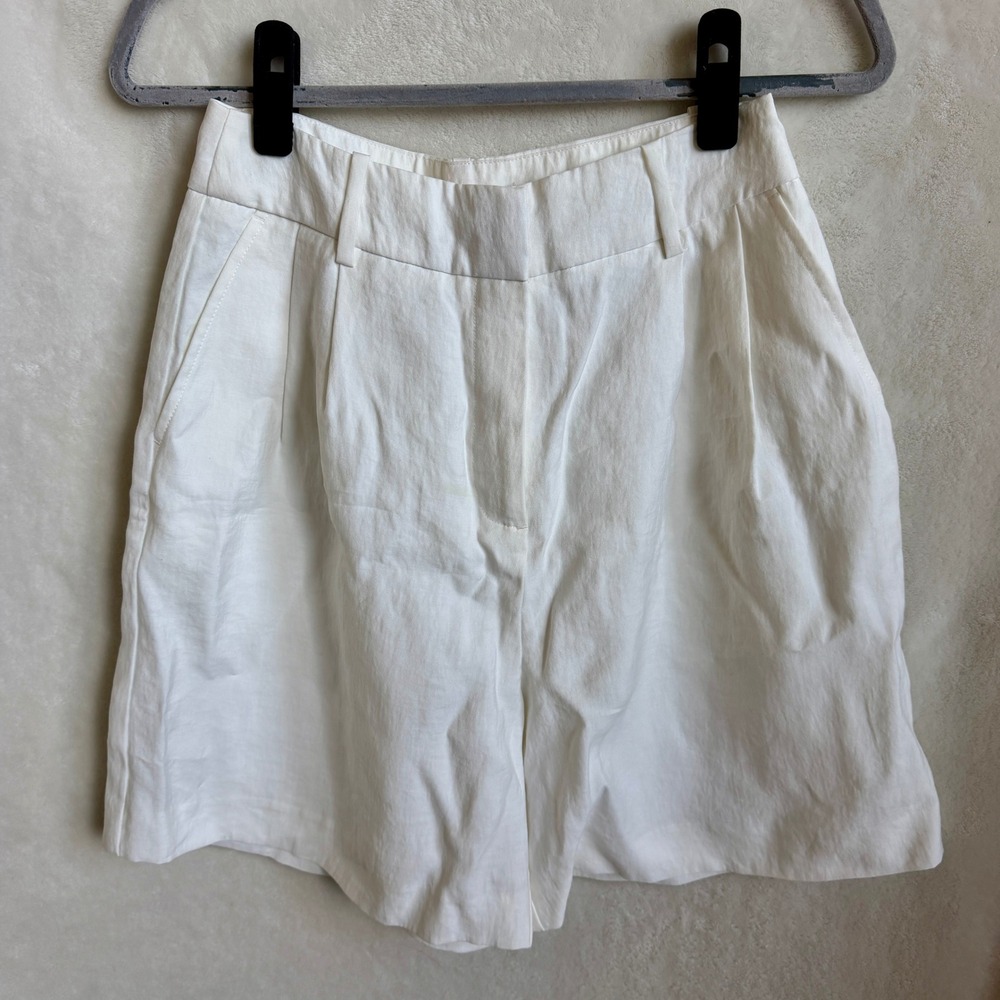 Zara Womens Cream Pleated High Waisted Tailored Linen Look Shorts Size Small